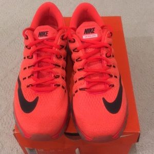 Nike air max 2016 Women’s size 10